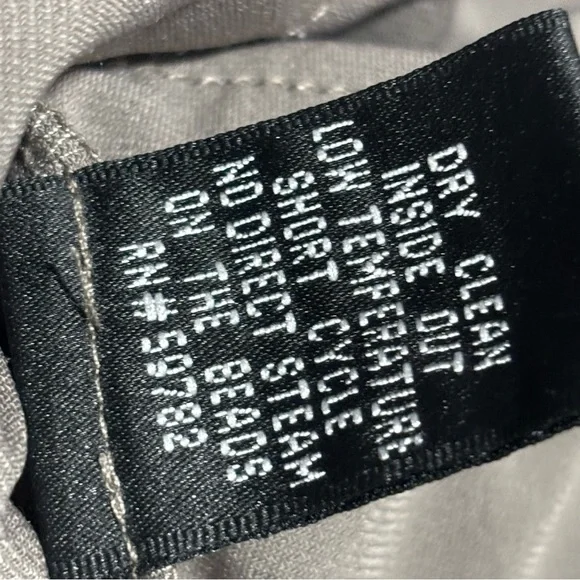 ❤️Adrianna Papell Platinum Beaded Dress-Sz 8 - Picture 9 of 9